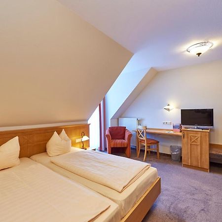 Landhotel Im Klostereck Strubel-Roos Флонхайм Экстерьер фото